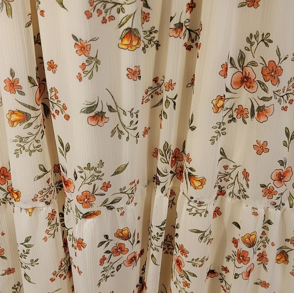 LC Lauren Conrad Smocked Red and Cream Boho Dress -size Medium - Picture 6 of 7